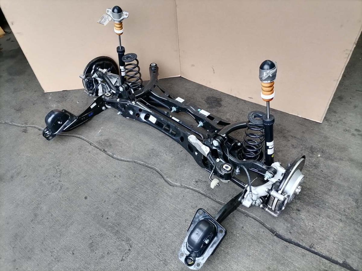 VW Passat B9 original Hinterachse Komplett mit Achsschenkel und Lenker 2,0TDI 110KW Bj.2024